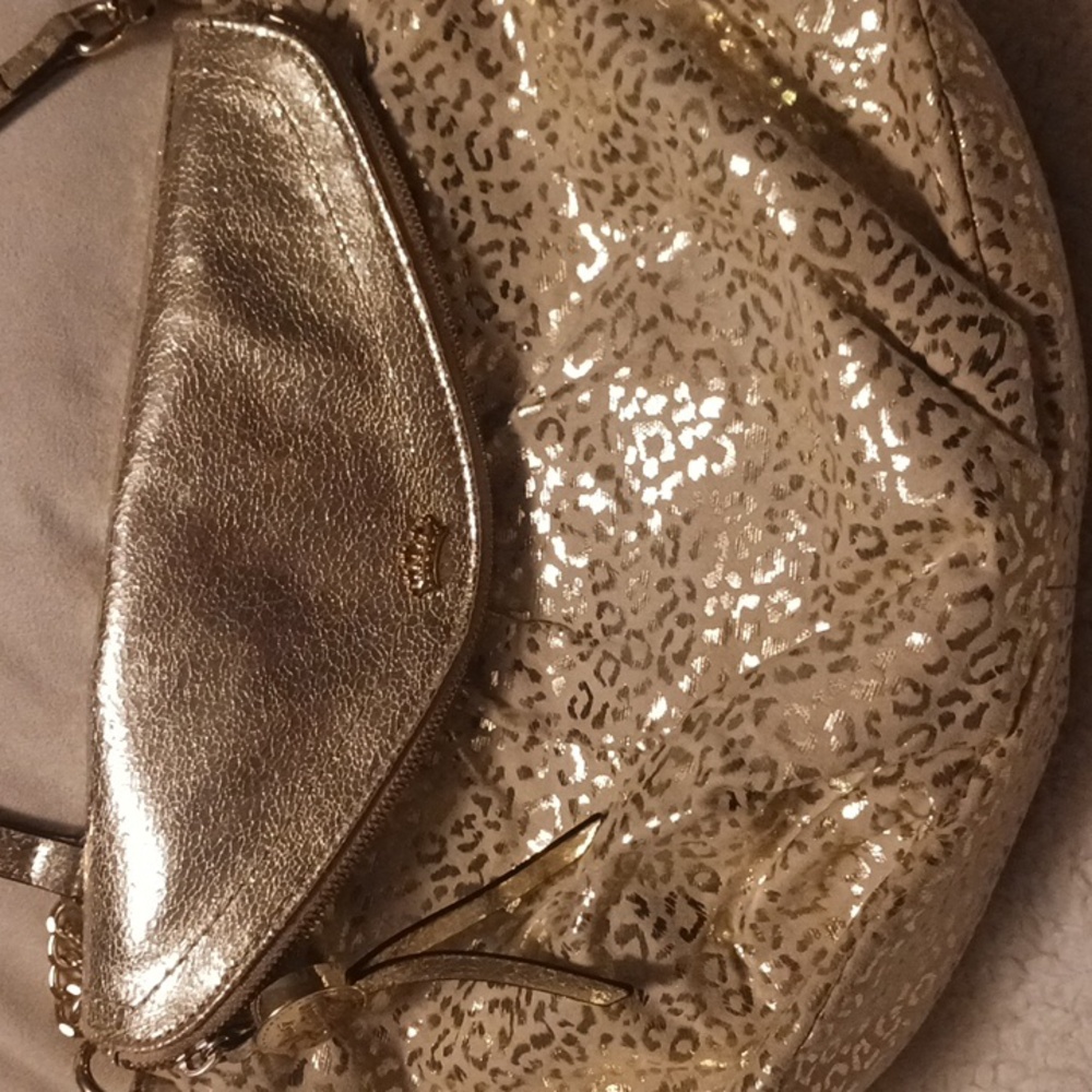 Juicy Couture Gold Bag Purse￼ Crossbody